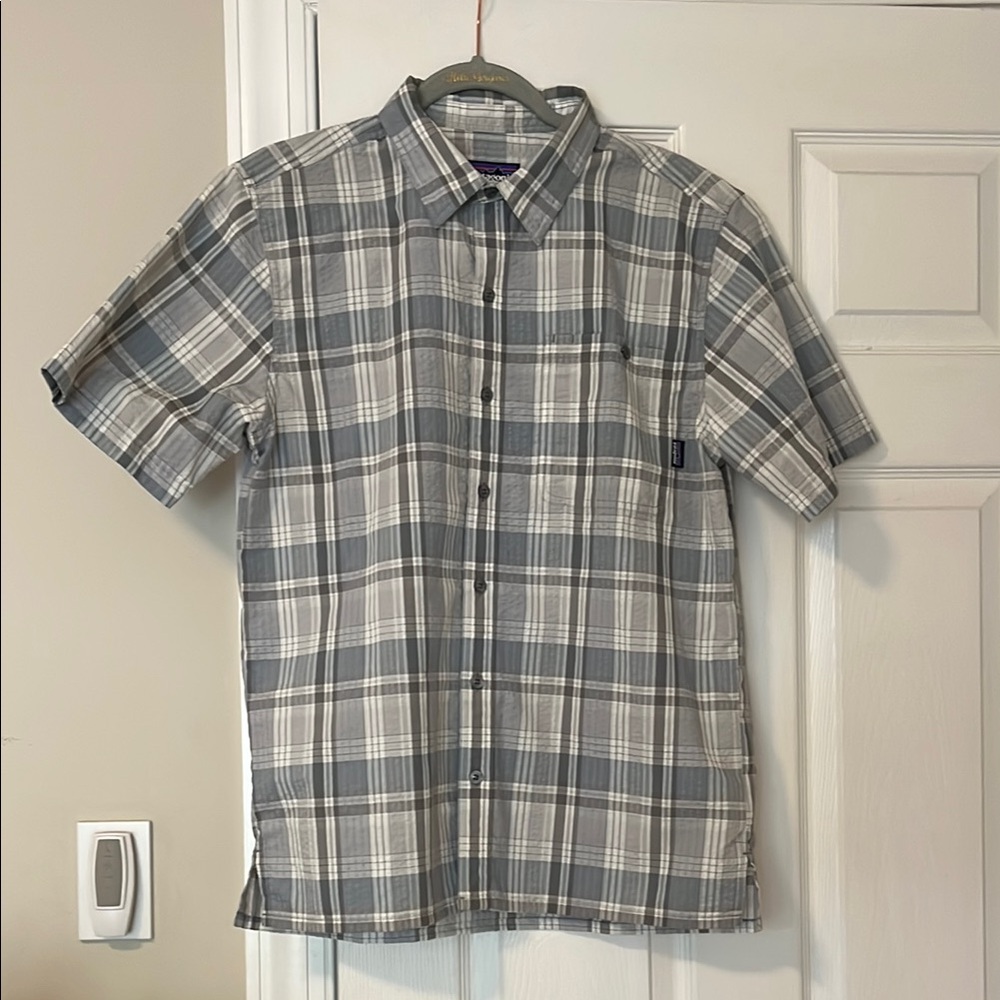 Patagonia Gray and White Casual Button Down Shirt